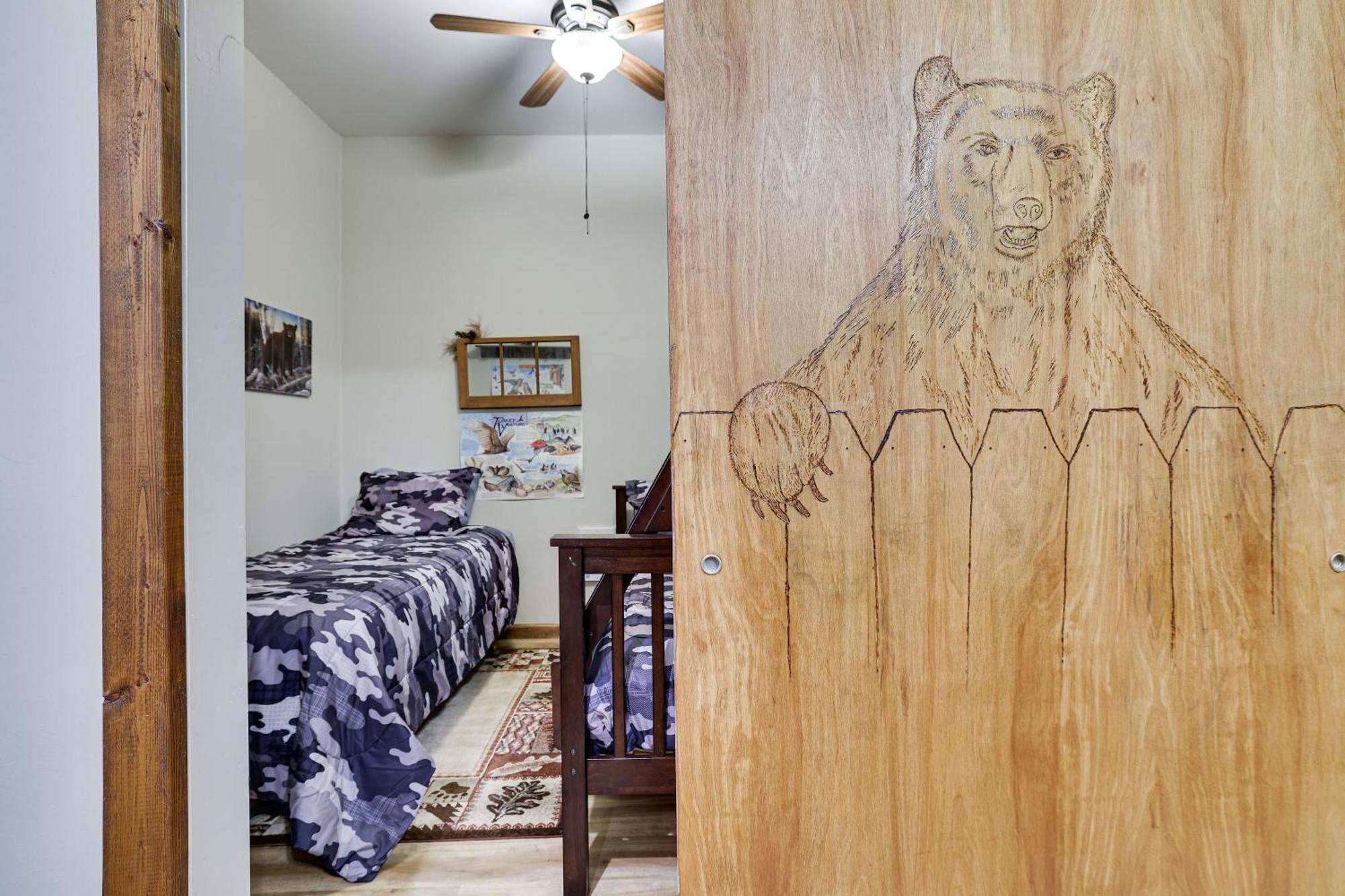 Serenity And Fun All In One In This Cozy Pocono Cabin Jim Thorpe Esterno foto